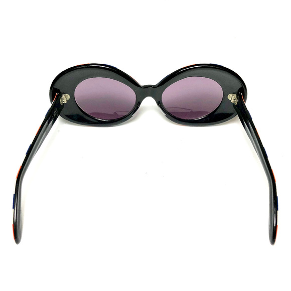 American Patriot Stripes Flag Wayfarer Sunglasses - Picture 5 of 5